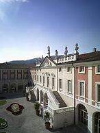 Villa Fenaroli Palace Hotel