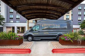 Courtyard by Marriott Austin Airport