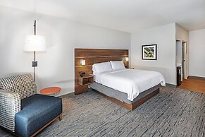 Holiday Inn Express & Suites Tulsa S Broken Arrow Hwy 51 by IHG