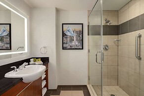 Hilton Baltimore BWI Airport