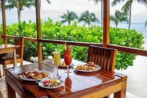 St. George's Caye Resort