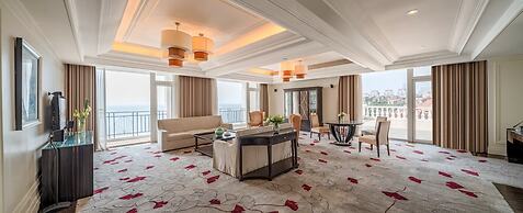 Qingdao Seaview Garden Hotel