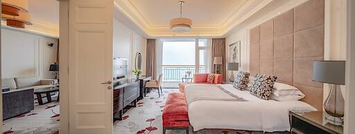 Qingdao Seaview Garden Hotel