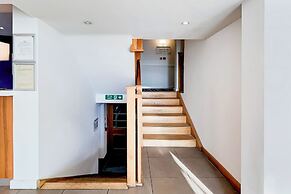 Belvilla Crewe City Centre Hotel - Lifestyle