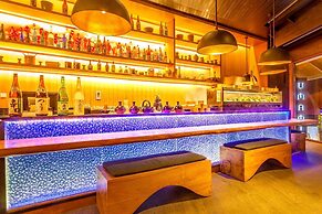 LUX* South Ari Atoll