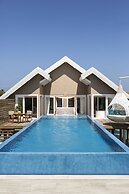 LUX* South Ari Atoll