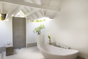 LUX* South Ari Atoll