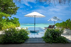 LUX* South Ari Atoll