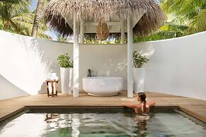 LUX* South Ari Atoll