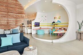 LUX* South Ari Atoll