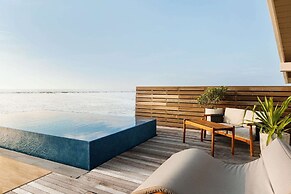 LUX* South Ari Atoll