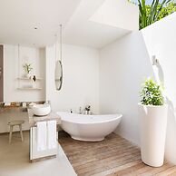 LUX* South Ari Atoll