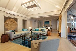 LUX* South Ari Atoll