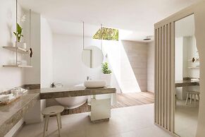 LUX* South Ari Atoll