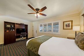 Clarion Collection Carmel Oaks Inn