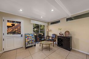 Clarion Collection Carmel Oaks Inn