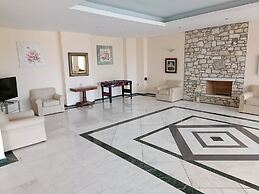 Kanapitsa Mare Hotel