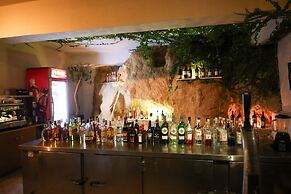 Kanapitsa Mare Hotel