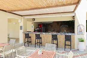 Kanapitsa Mare Hotel