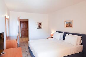 Kanapitsa Mare Hotel