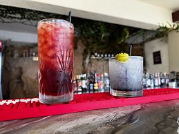 Kanapitsa Mare Hotel