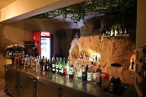 Kanapitsa Mare Hotel