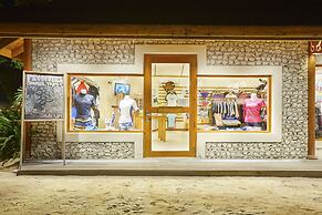 Kuredu Island Resort