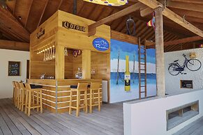 Kuredu Island Resort