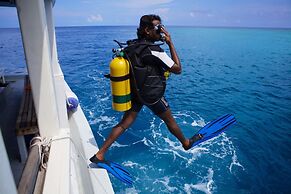 Kuredu Island Resort