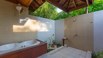 Kuredu Island Resort