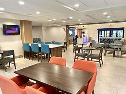 Holiday Inn Express Madison by IHG