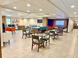 Holiday Inn Express Madison by IHG