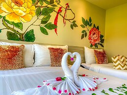 Sino House Phuket Hotel