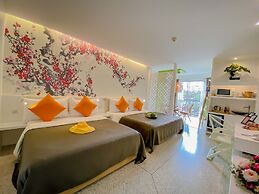 Sino House Phuket Hotel