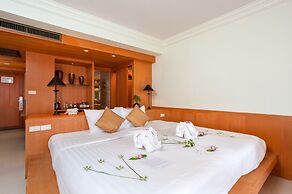 Seaview Patong Hotel