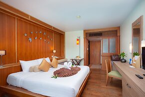 Seaview Patong Hotel