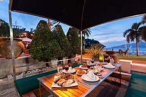 Seaview Patong Hotel