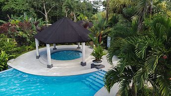 Hotel Lomas del Volcán