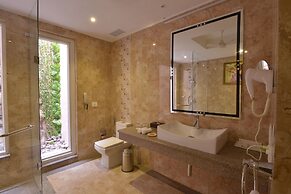 Orchha Palace and Convention Centre