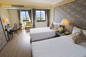 Amora Hotel Tapae Chiang Mai