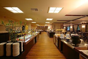 Apollonia Beach Resort & Spa