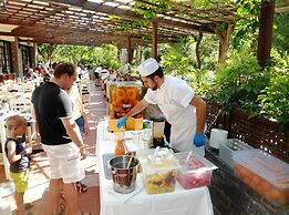 Apollonia Beach Resort & Spa