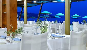 Apollonia Beach Resort & Spa