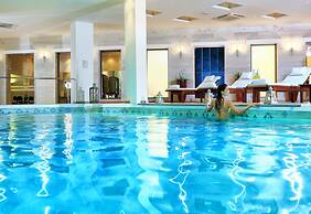 Apollonia Beach Resort & Spa