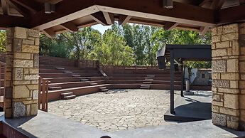 Apollonia Beach Resort & Spa