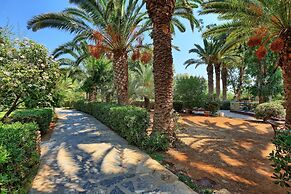 Apollonia Beach Resort & Spa