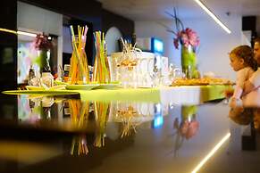 Oxygen Lifestyle Hotel