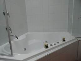 Victoria Lodge Motor Inn And Apartments