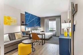Comfort Suites Elgin