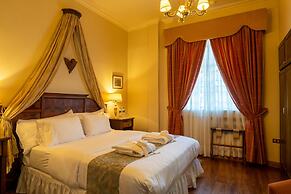 Mansión Alcázar Boutique Hotel